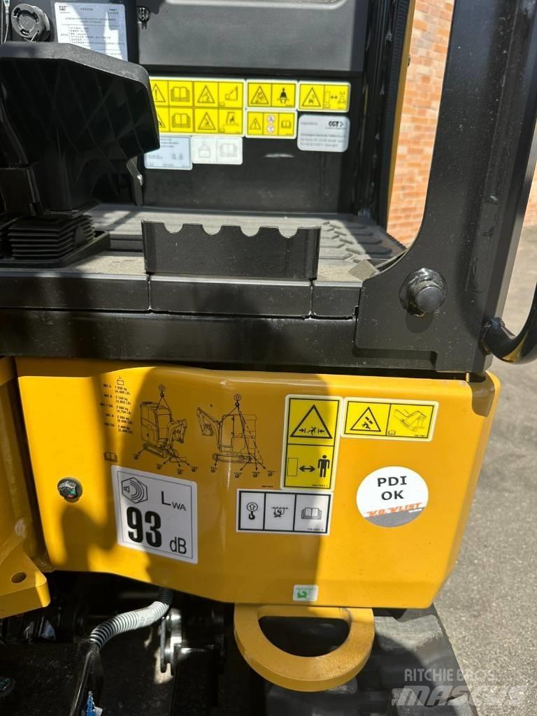 CAT 301.7 CR Midi rýpadla 7t - 12t