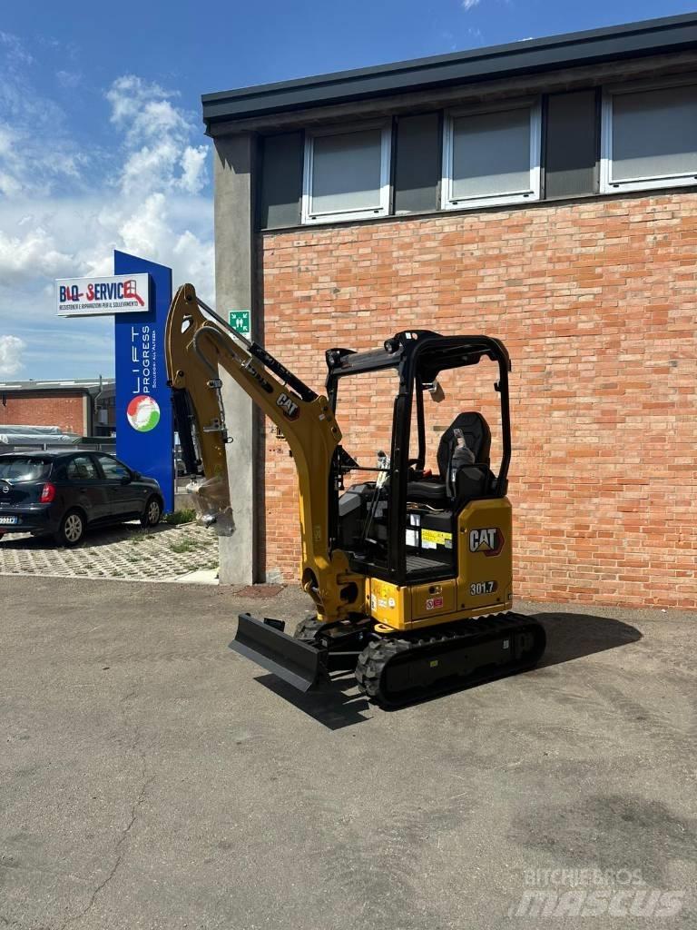 CAT 301.7 CR Midi rýpadla 7t - 12t