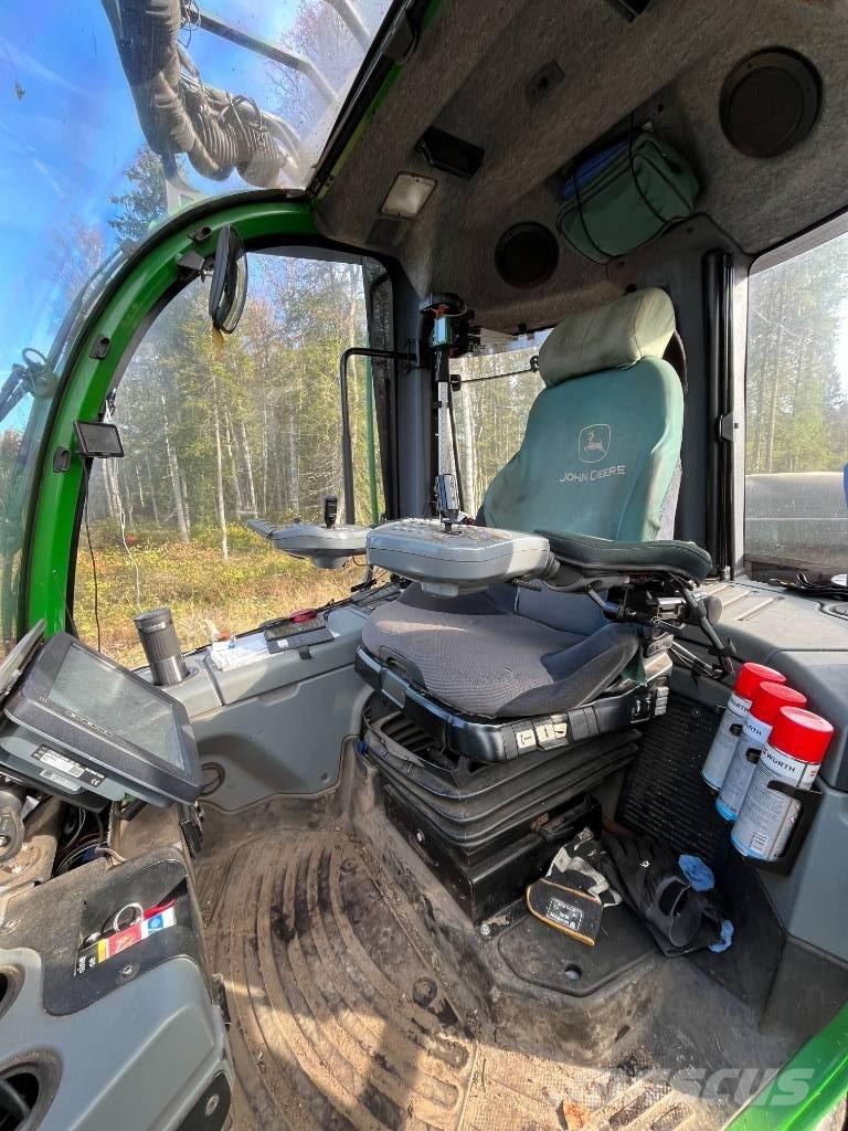 John Deere 1270G 8W Harvestory