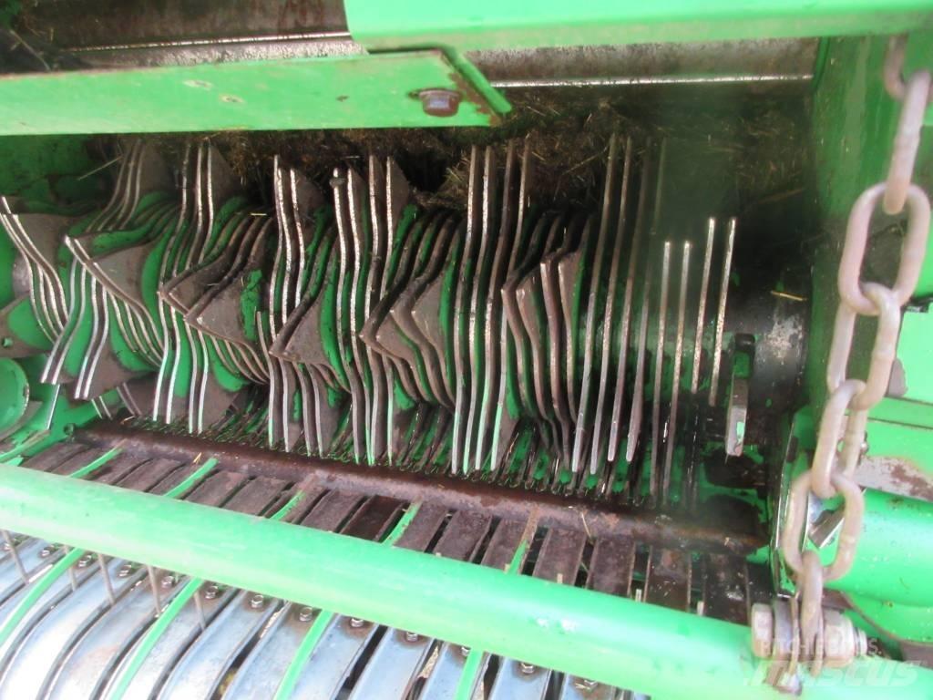 John Deere 644 Lis na válcové balíky