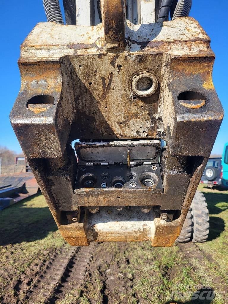 Hitachi ZX 170 W-3 Kolová rýpadla