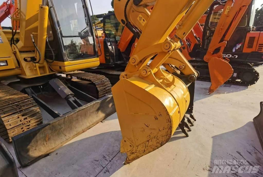 Komatsu PC 60 Pásová rýpadla