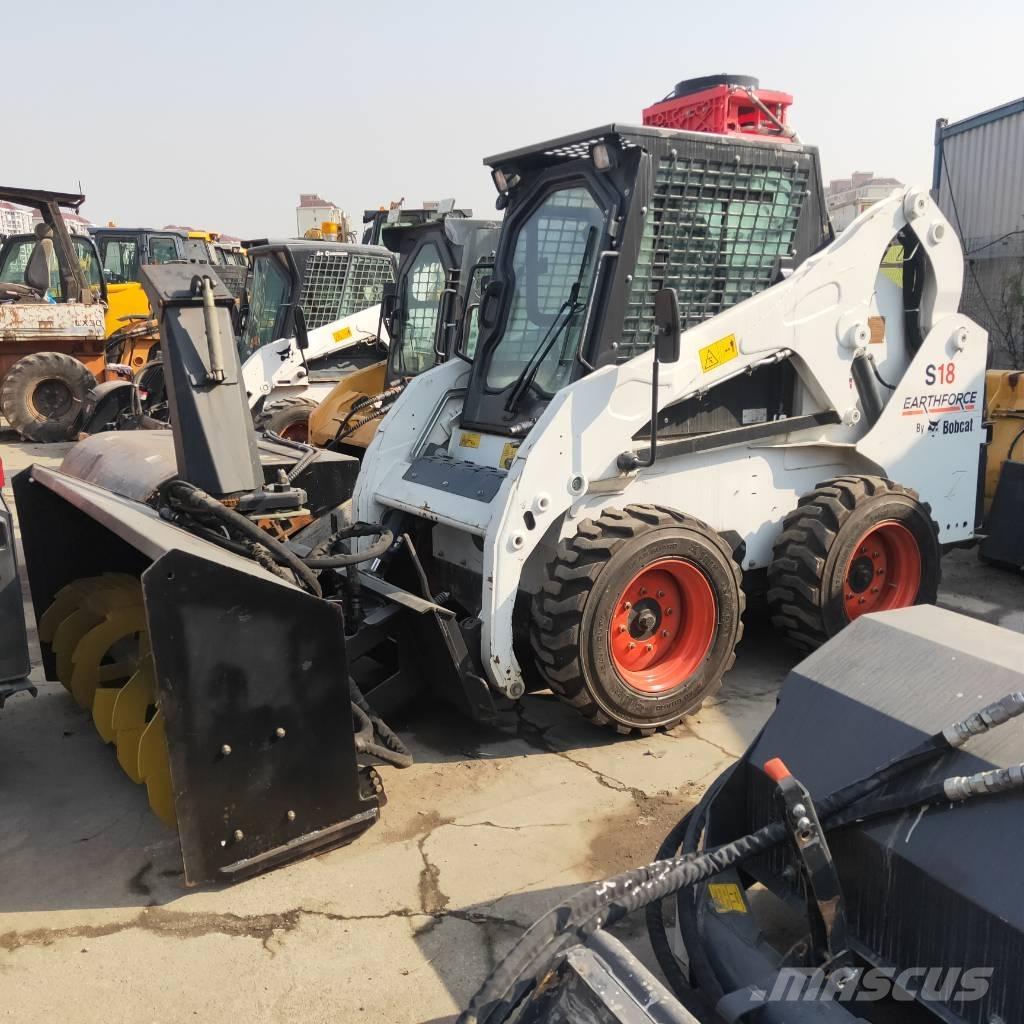 Bobcat S18 Smykem řízené nakladače