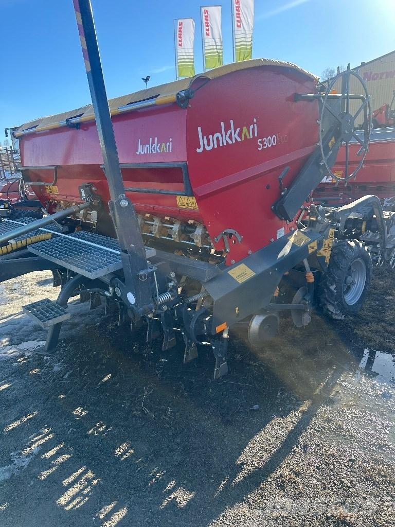 Junkkari S300 Eco Kombinované secí stroje