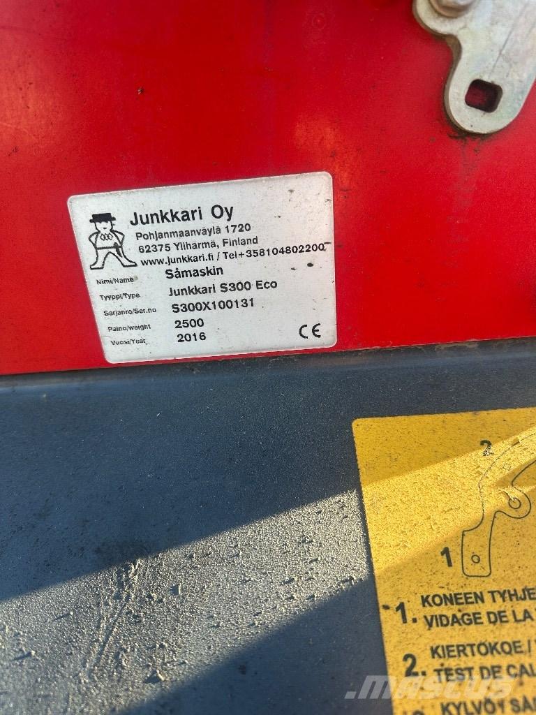 Junkkari S300 Eco Kombinované secí stroje