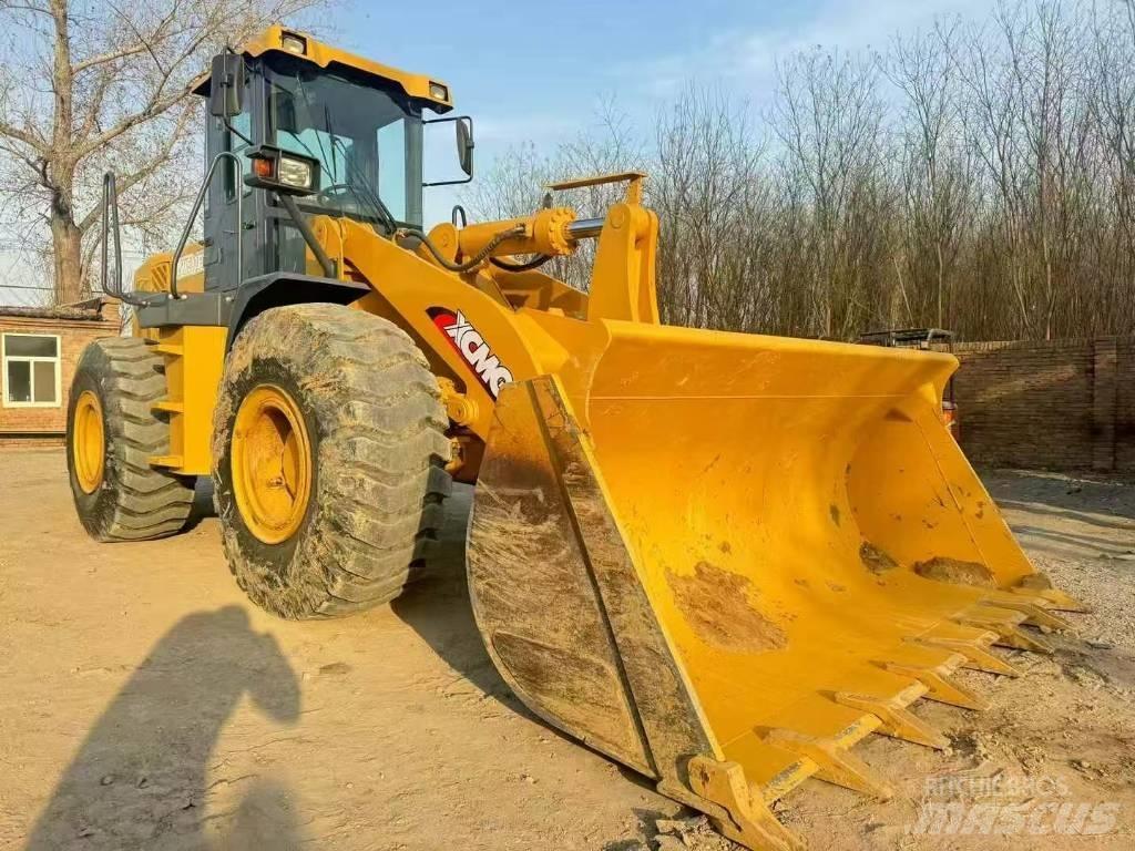 XCMG LW 500 F N Kolové nakladače
