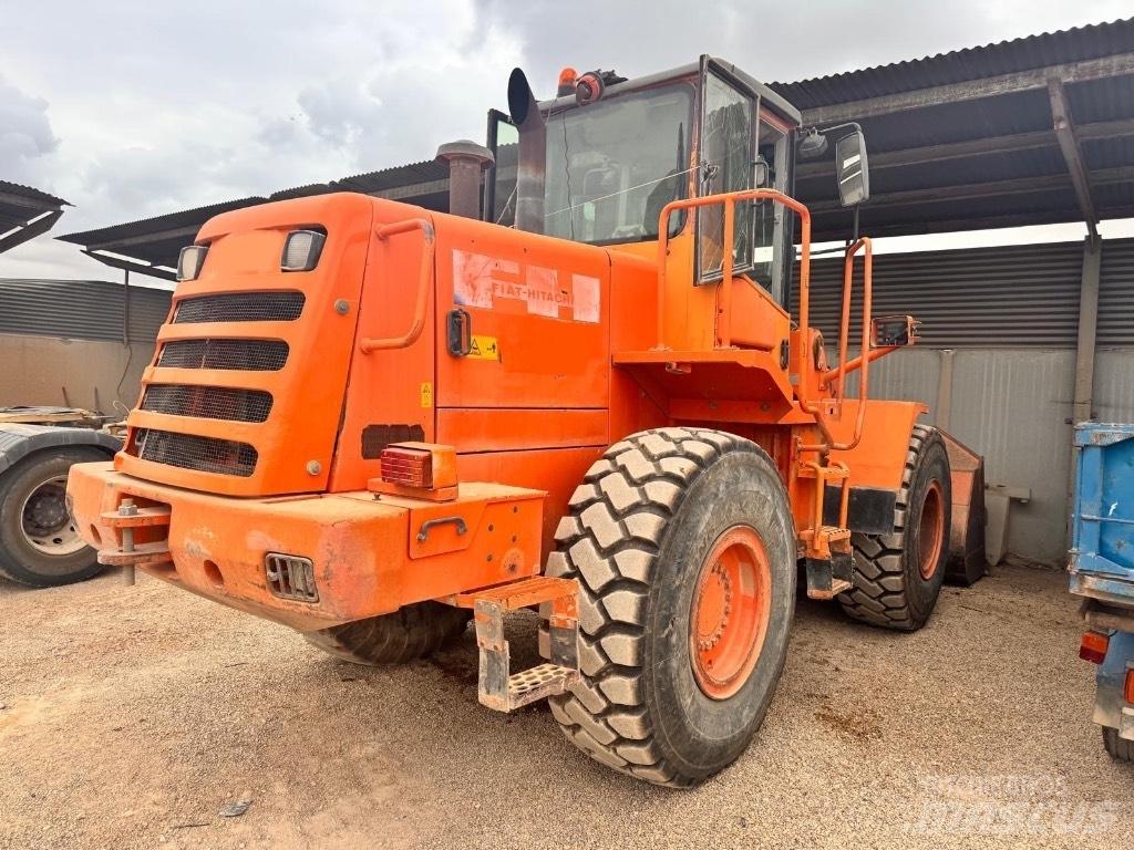 Hitachi W 170 Kolové nakladače