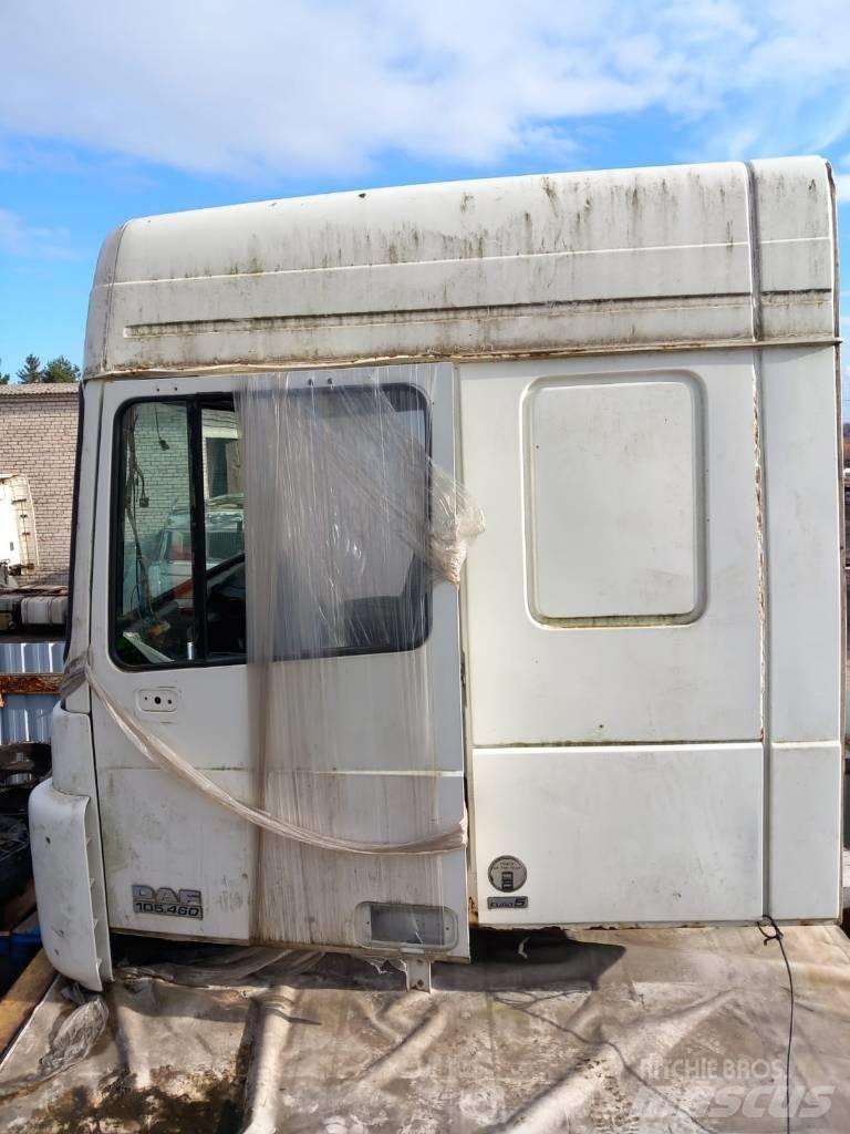 DAF XF105.460 Kabiny a interiér