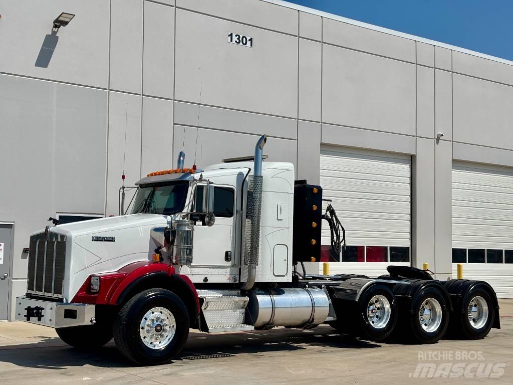 Kenworth T 800 Tahače