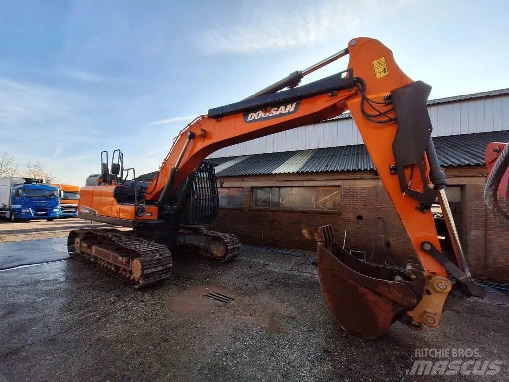 Doosan DX235lc Pásová rýpadla