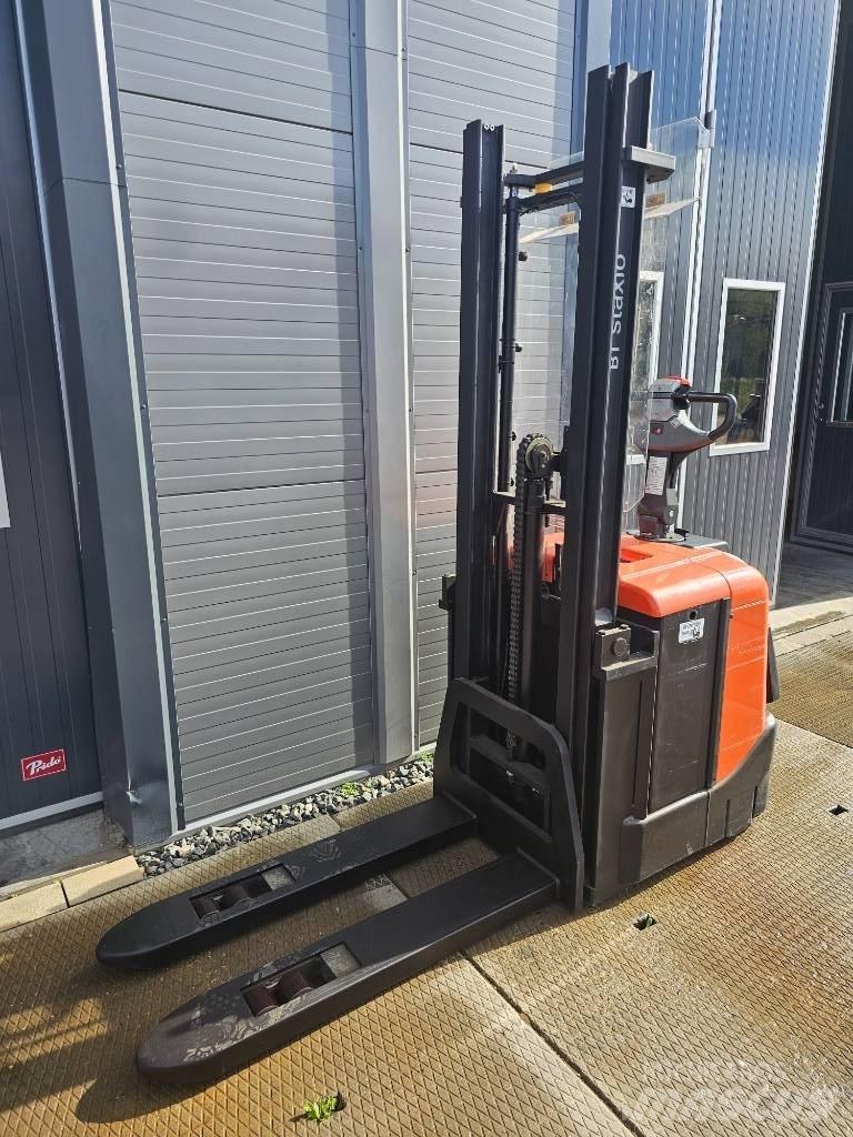 BT SPE 125 4150mm Ručně vedené vysokozdvižné vozíky