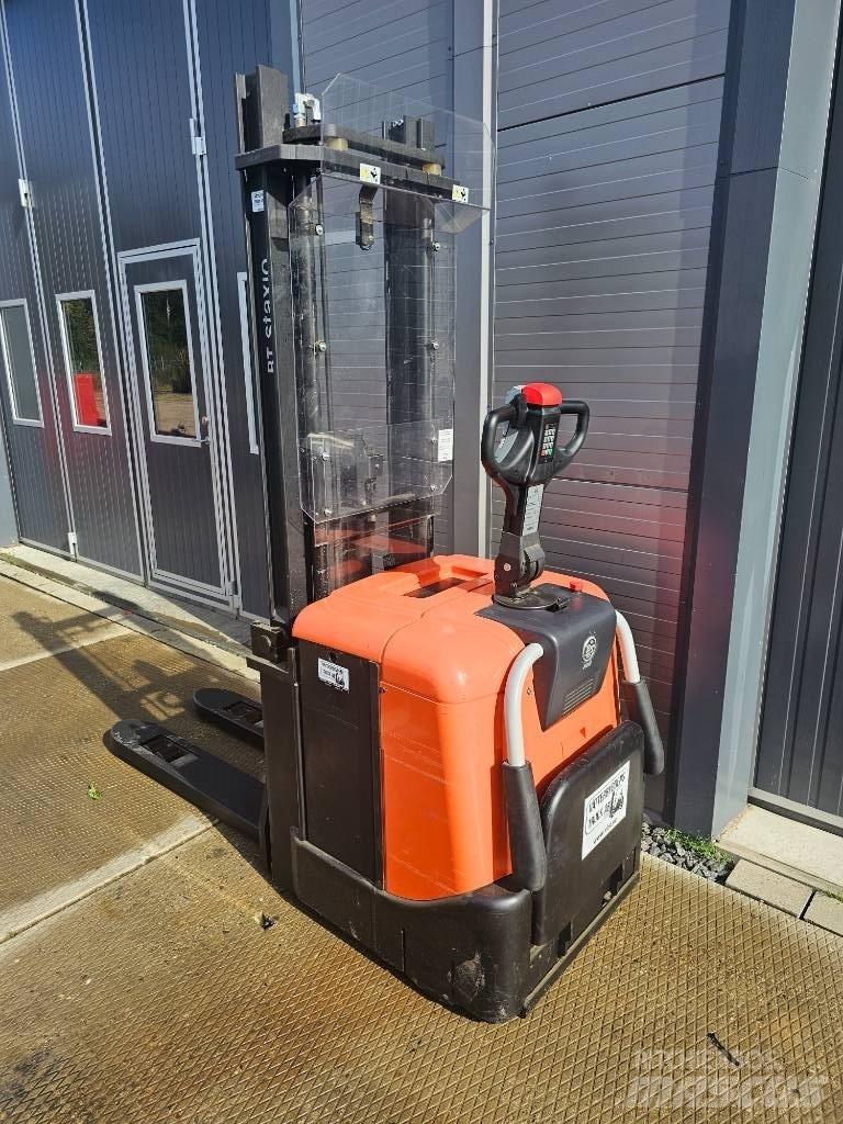 BT SPE 125 4150mm Ručně vedené vysokozdvižné vozíky