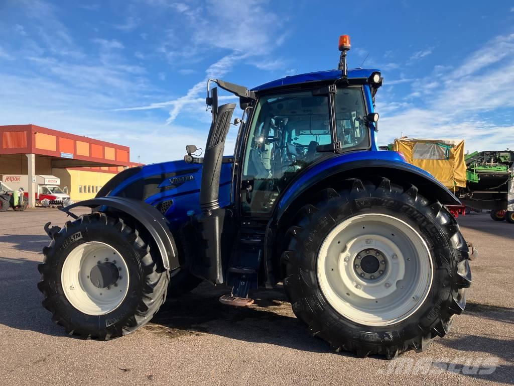 Valtra Valmet T 254 Traktory