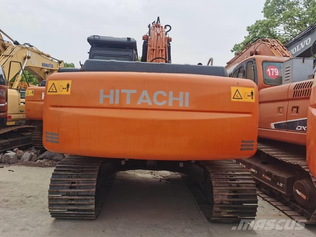 Hitachi ZX 200 Pásová rýpadla