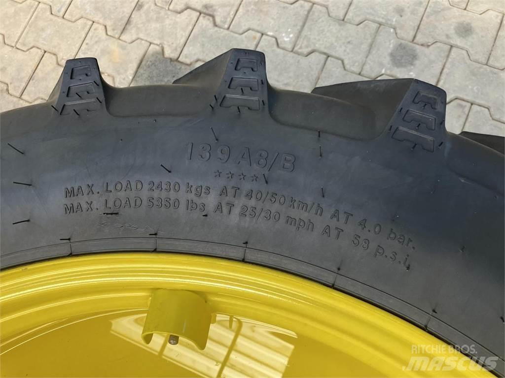 BKT 270/95R36 Pneumatiky, kola a ráfky