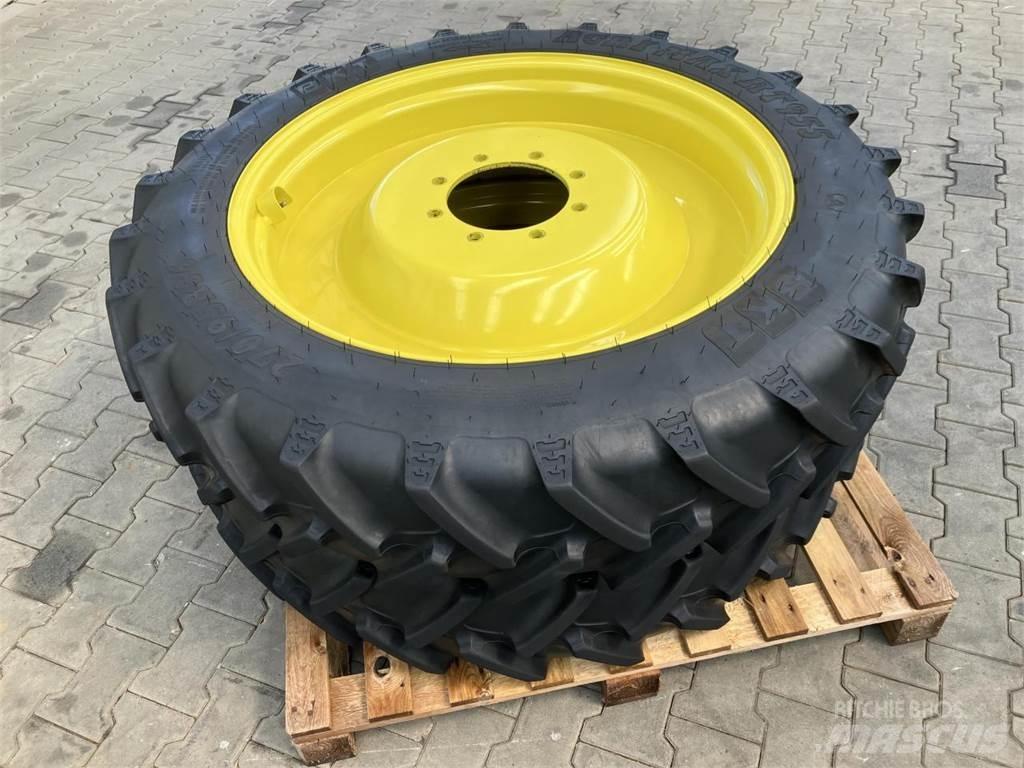 BKT 270/95R36 Pneumatiky, kola a ráfky