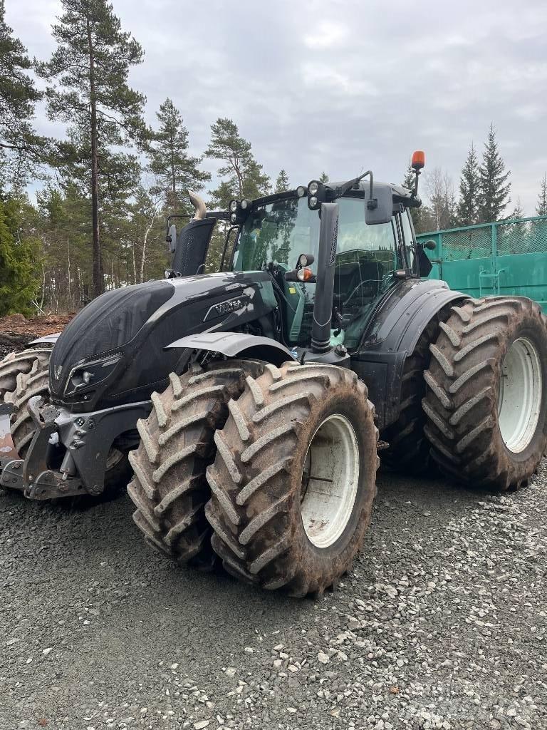 Valtra T 214 D Traktory