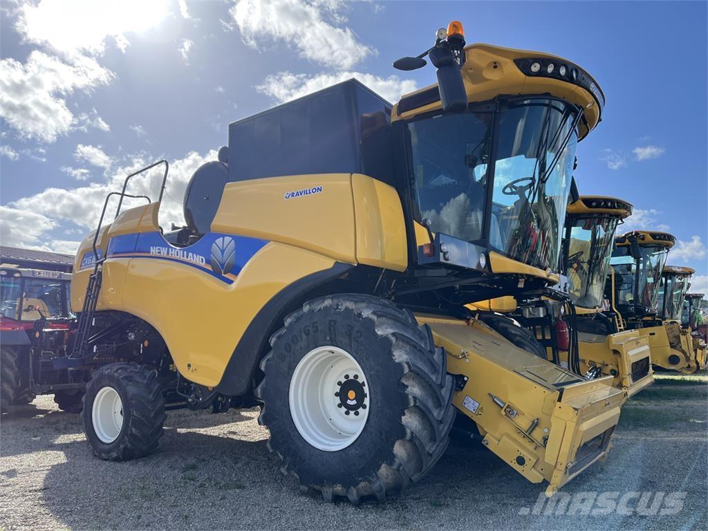 New Holland CX6.80 Sklízecí mlátičky