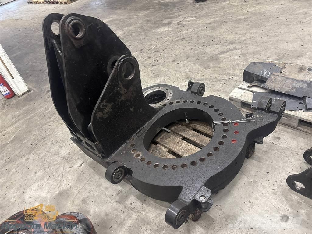 Komatsu 270H Těžební jeřáby