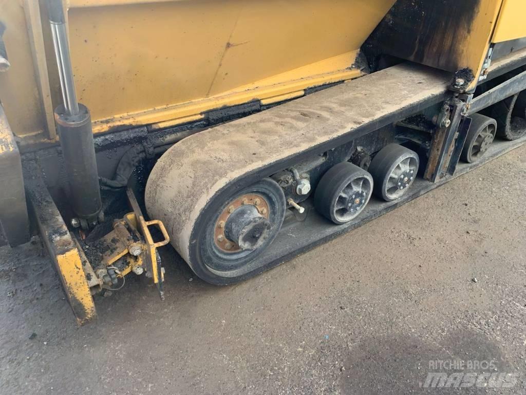 CAT AP355F Finišery