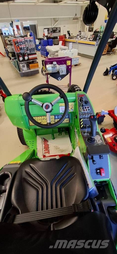 Avant 528 Víceúčelové nakladače