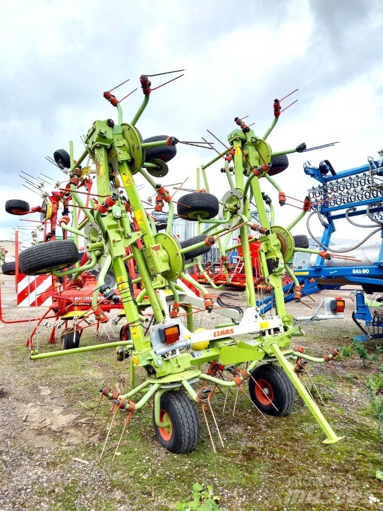 CLAAS Volto 870 Obraceče a shrabovače sena