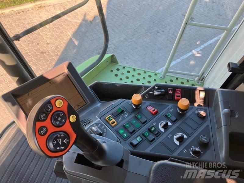 CLAAS LEXION 600 Sklízecí mlátičky