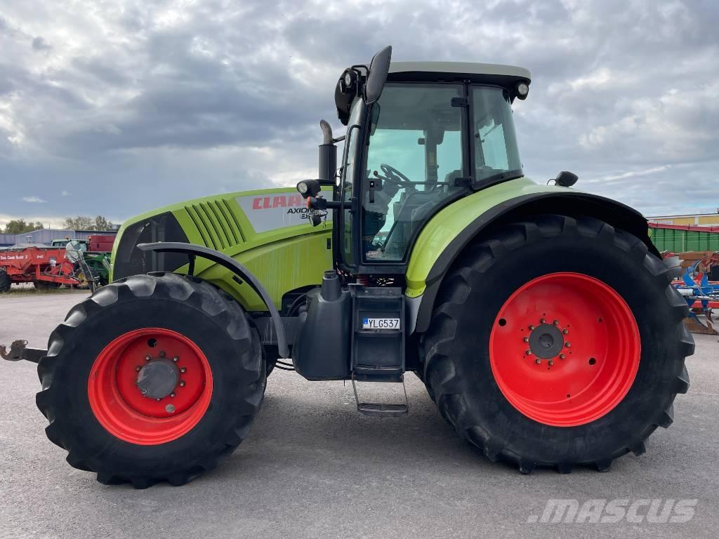CLAAS Axion 850 Traktory