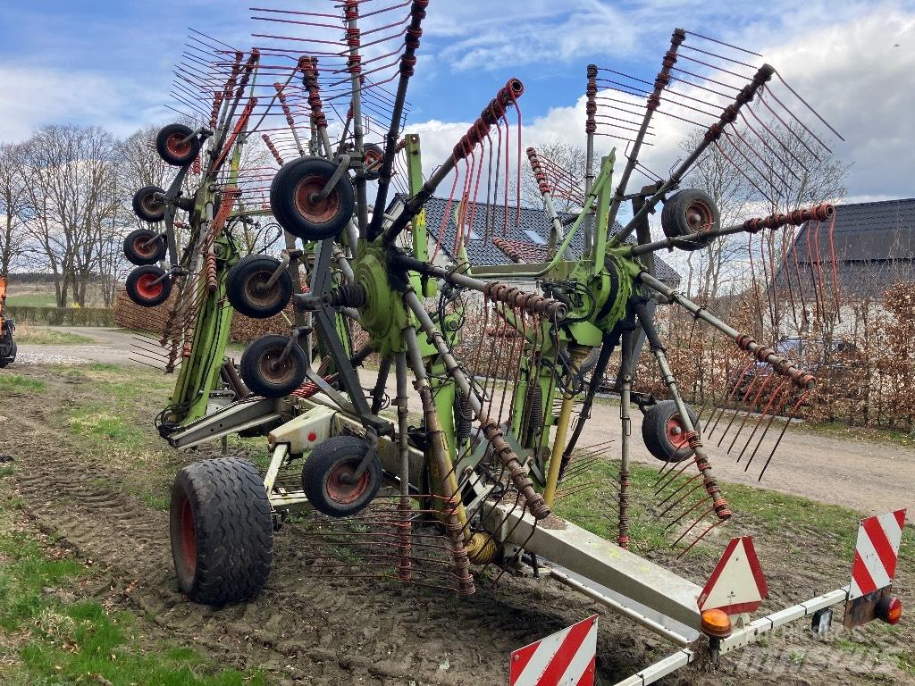 CLAAS Liner 3500 Obraceče a shrabovače sena