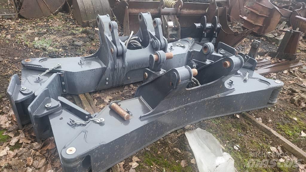 Doosan outdigger Podvozky a zavěšení kol