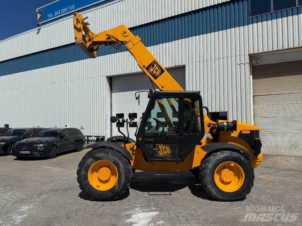 JCB 528-70 Teleskopické manipulátory