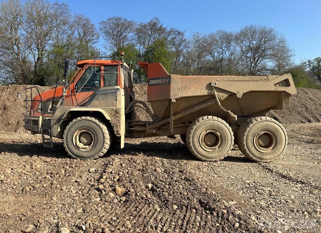 Doosan DA 30 Kloubové dempry
