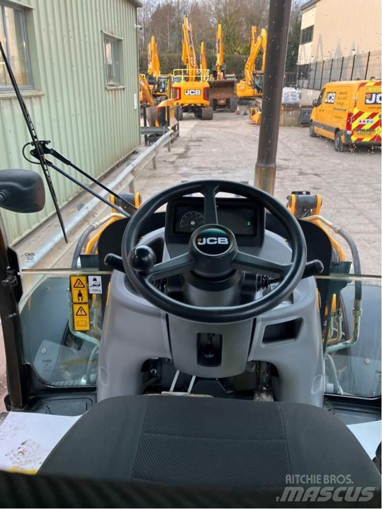 JCB 3CX Rýpadlo-nakladače