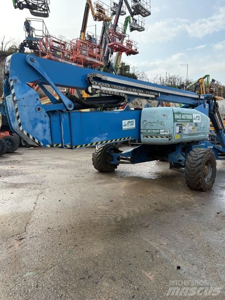 Genie Z 135/70 Kloubové plošiny