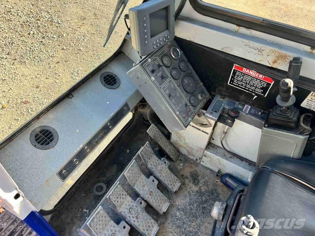 Mantis 10010MX Pásové jeřáby