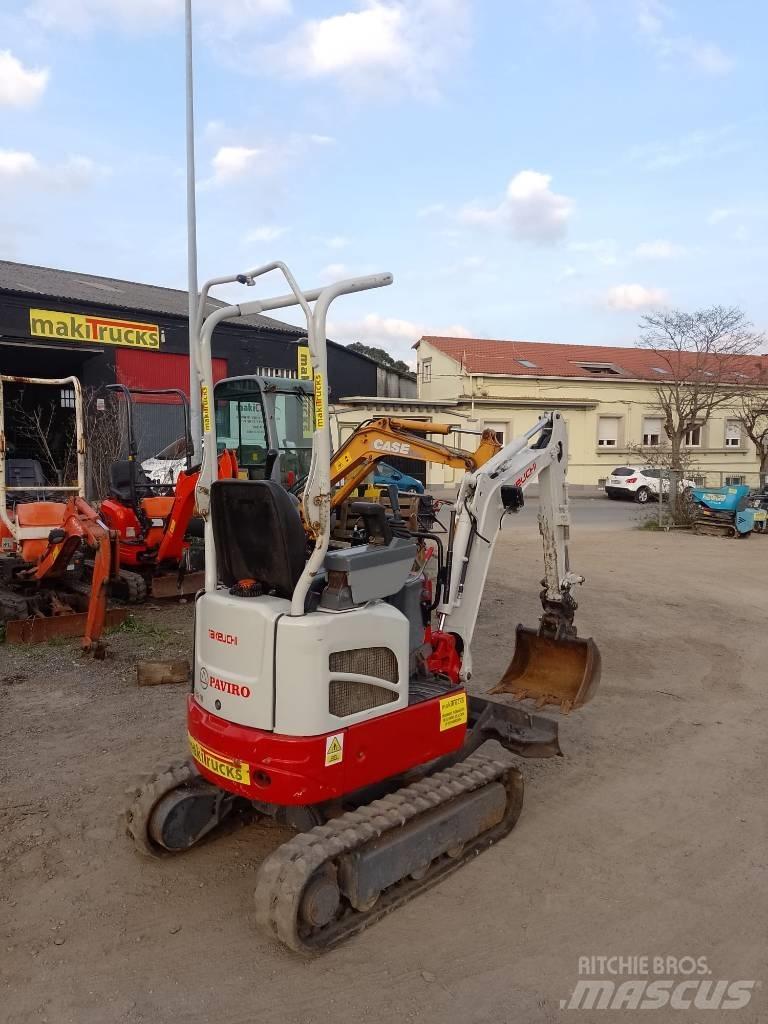 Takeuchi TB210R Mini rýpadla < 7t