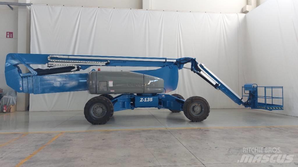 Genie ZX 135/70 Kloubové plošiny