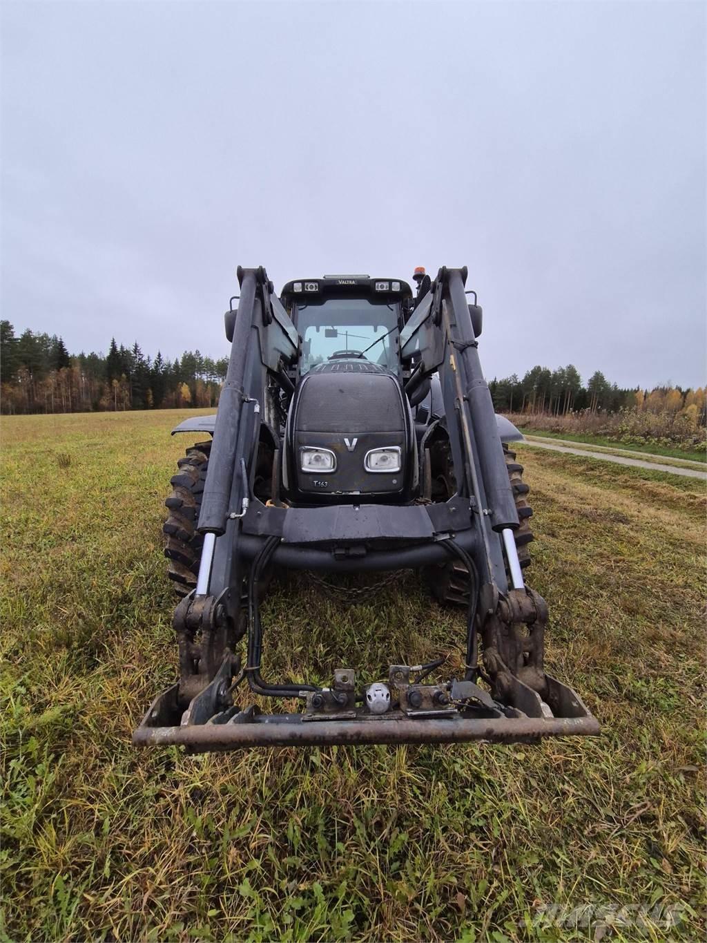 Valtra T163e V Traktory