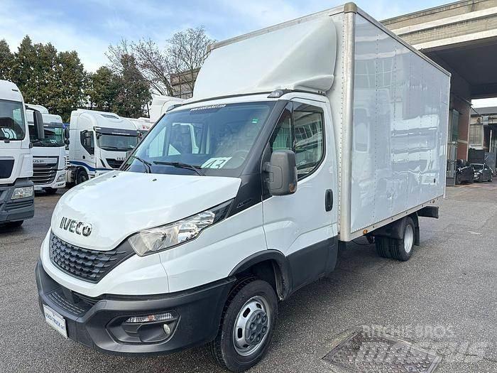 Iveco 35C14 Další