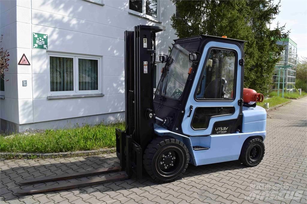 Utilev UT 30 LPG vozíky
