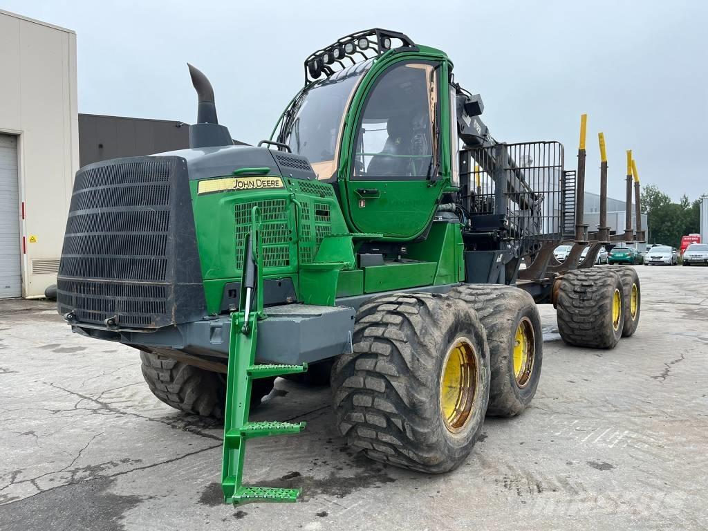 John Deere 1510G Vyvážecí traktory
