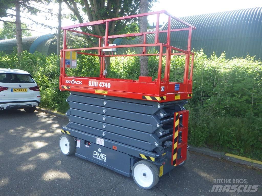 SkyJack SJ4740 Nůžková zvedací plošina