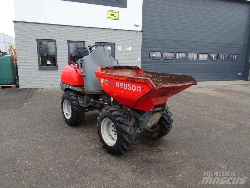 Neuson 1001 Vyklápěcí dempry
