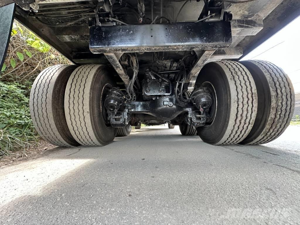 Mack MR613 Popelářské vozy