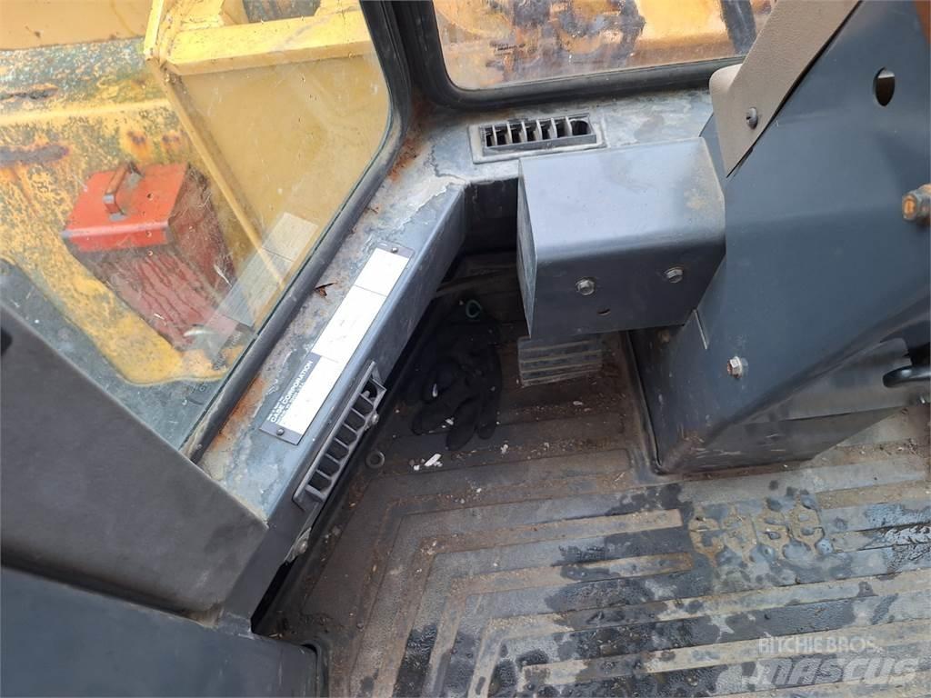 CASE 821 4X4 Stavebnictví - ostatní