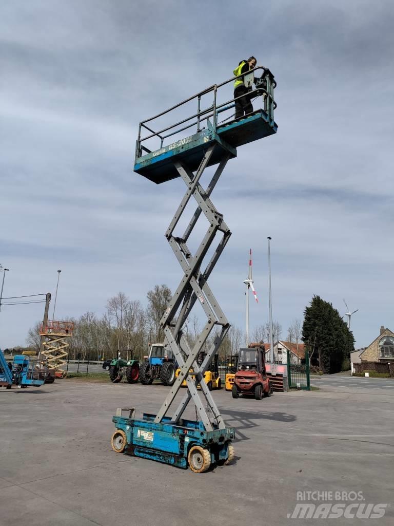 Genie GS 2032 Nůžková zvedací plošina