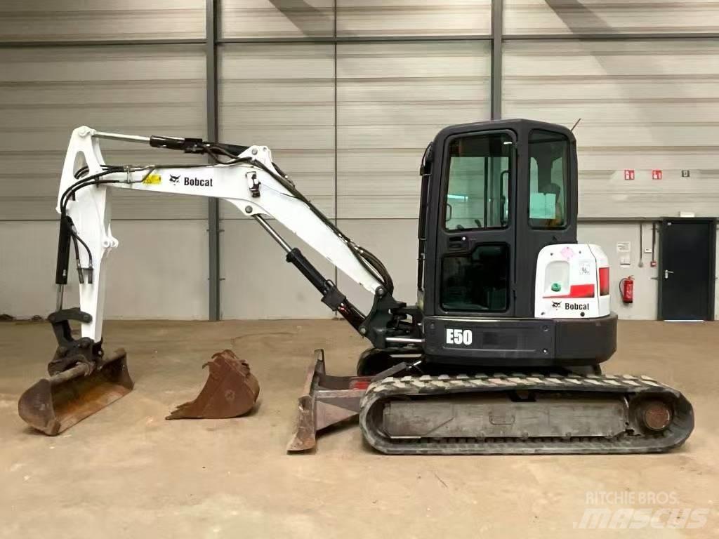Bobcat E 50 Mini rýpadla < 7t