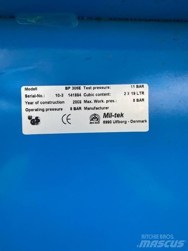  MIL-TEK 306E Kompresory