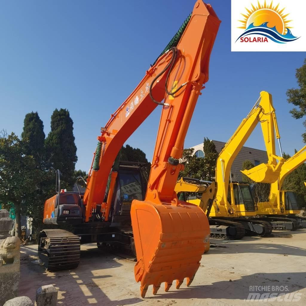 Hitachi ZX 200 Pásová rýpadla