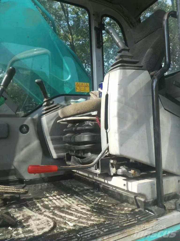 Kobelco SK 330 Pásová rýpadla